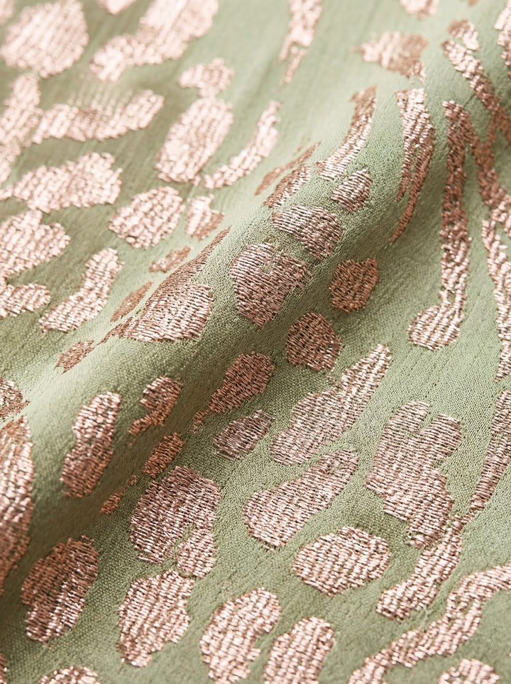 Abito midi elegante donna con nodo twist, stampa animalier metallica. Perfetto vestito estivo per serate formali.