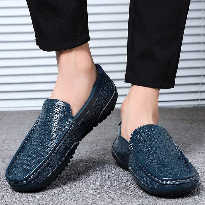 Eleganti mocassini casual uomo blu navy, perfetti per la primavera-estate, slip-on e traspiranti.