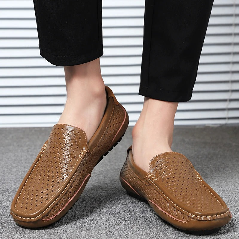 Mocassini da uomo slip-on in pelle di alta qualità, casual-eleganti per il massimo comfort.
