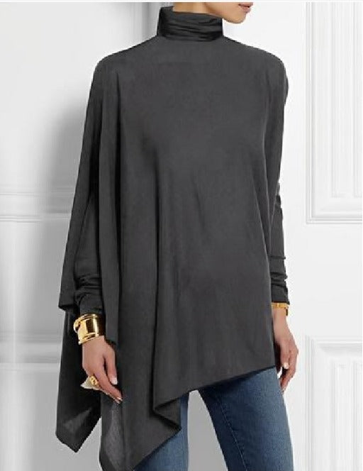 Top da donna versatile, con collo alto asimmetrico e bottoni sulle spalle, per uno stile unico e moderno.