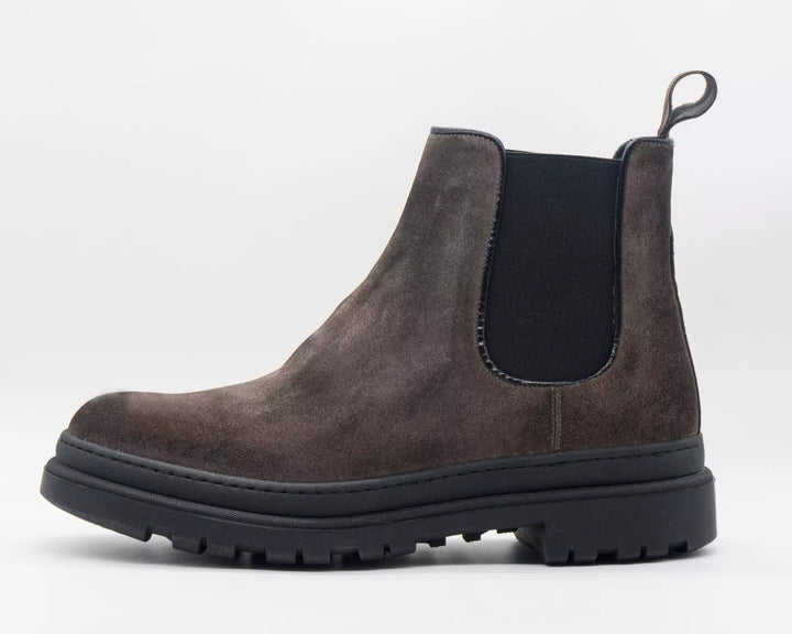 Stivaletti uomo Chelsea rialzati 7cm grigi, un design moderno e confortevole per scarpe invernali eleganti.