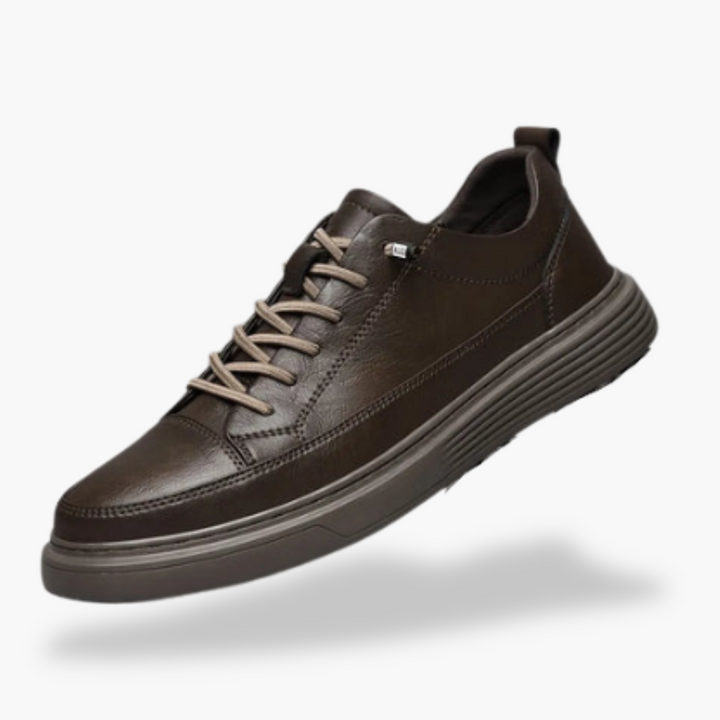 Sneakers uomo antiscivolo e traspiranti per comfort quotidiano e stile urbano, perfette per passeggio.