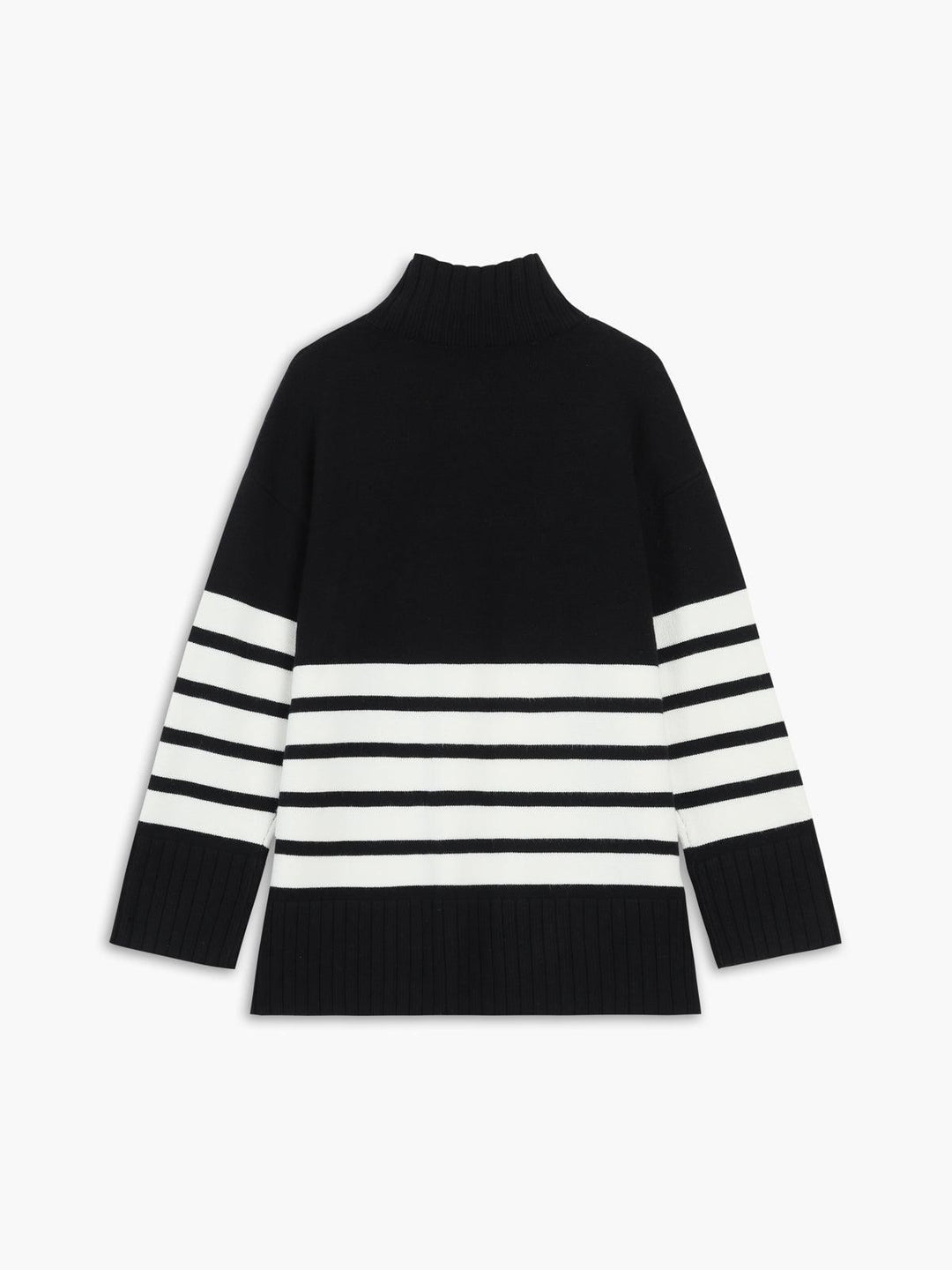 Maglione donna a righe e collo alto, realizzato in tessuto morbido e caldo per massimo comfort in autunno.