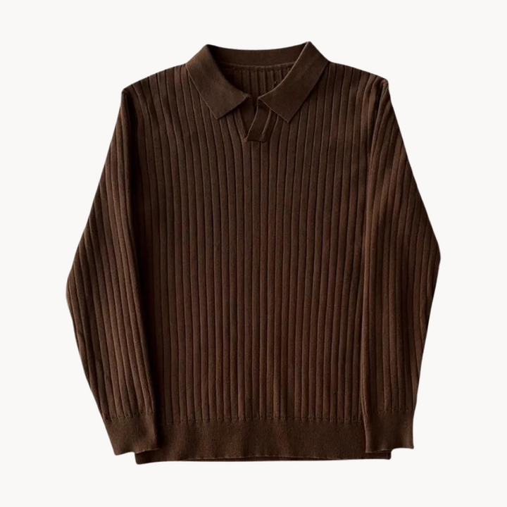 Maglia uomo bianca a maniche lunghe e scollo aperto. Top casual perfetto per l'eleganza maschile.