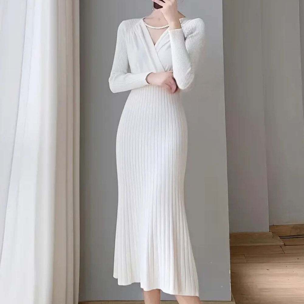 Versatile abito midi elegante da donna in maglia, per un look chic adatto a tutte le stagioni.
