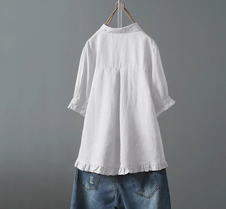 Camicia femminile esclusiva, unisce stile casual a eleganza senza tempo. Abbigliamento donna versatile.