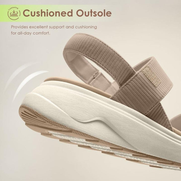 Dettaglio sandali platform donna, stile e comfort per l'estate. Calzature eleganti e casual per ogni outfit.