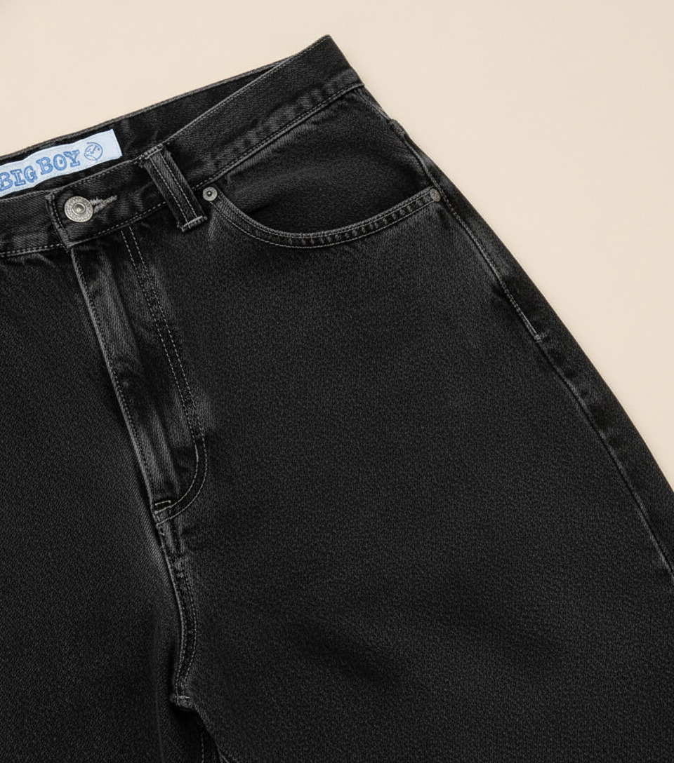 Jeans larghi neri uomo, perfetti per stile skate, casual e comfort quotidiano.