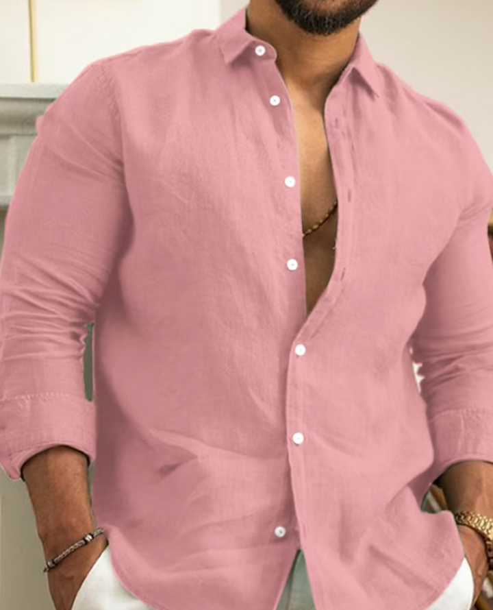 Camicia uomo comoda e versatile. Stile impeccabile per ogni occasione, perfetta per outfit primaverili ed estivi leggeri.