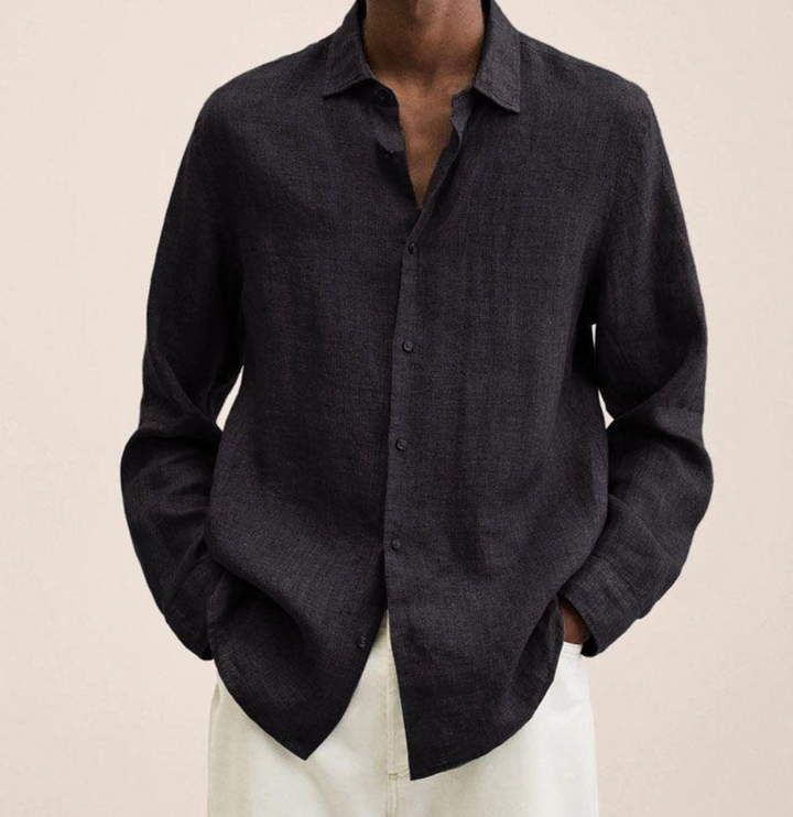 Camicia uomo traspirante, classica ed elegante, per un look versatile, moderno e casual.