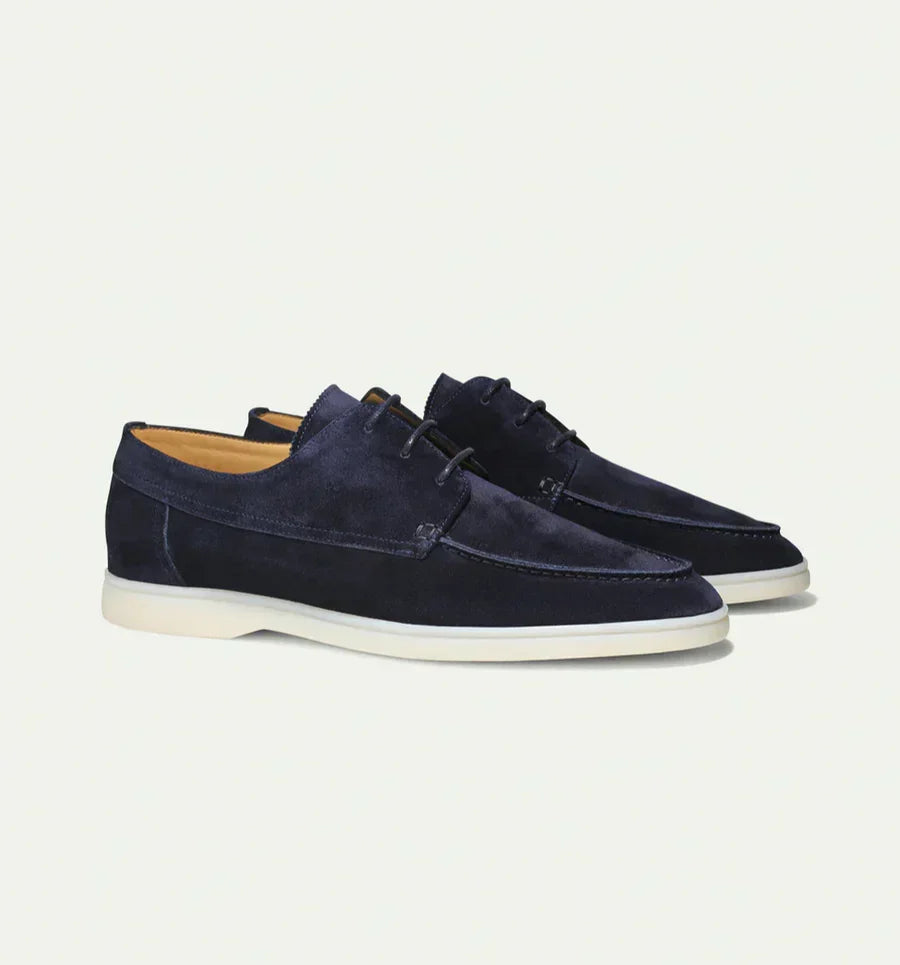 Calzature uomo classiche stringate, offrono comfort e stile impeccabile per ogni occasione.