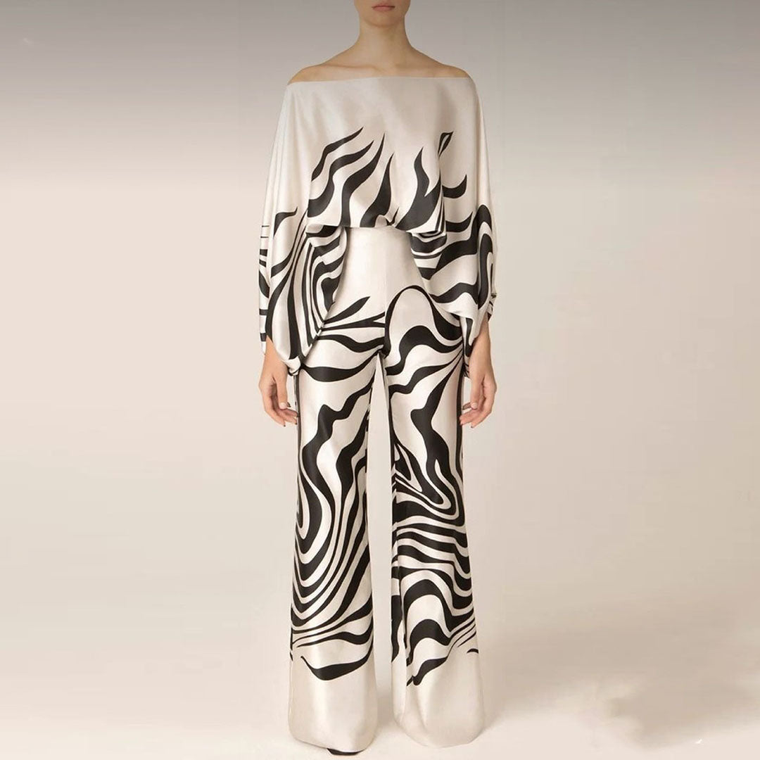 Set coordinato donna stampato due pezzi, elegante e moderno. Abbigliamento moda donna versatile.