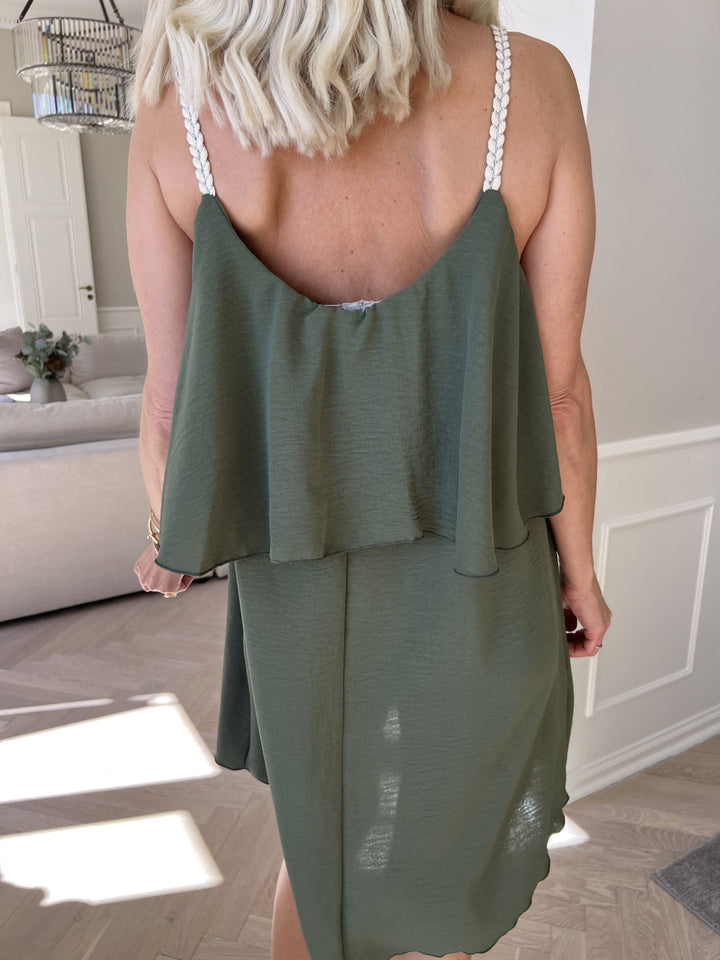 Abito da sera midi donna, raffinato con spalline sottili, per un look glamour.
