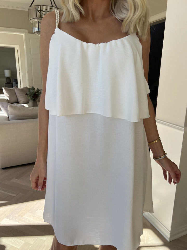 Abito midi comodo da donna, con spalline sottili e vestibilità perfetta.