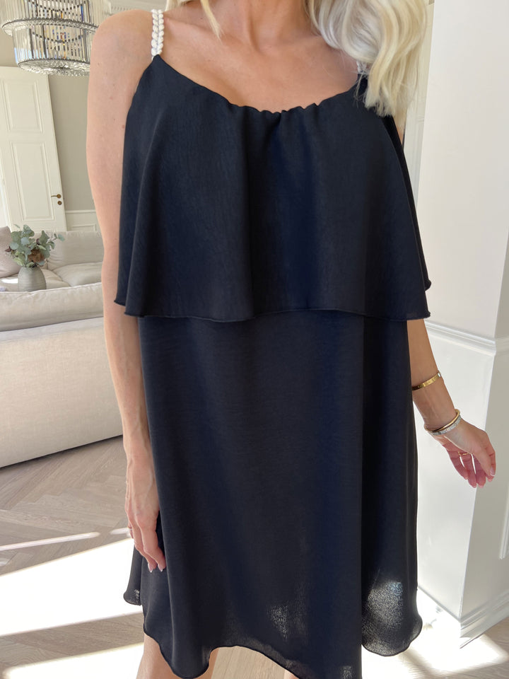 Abito midi versatile donna, elegante per la sera e casual per il giorno.