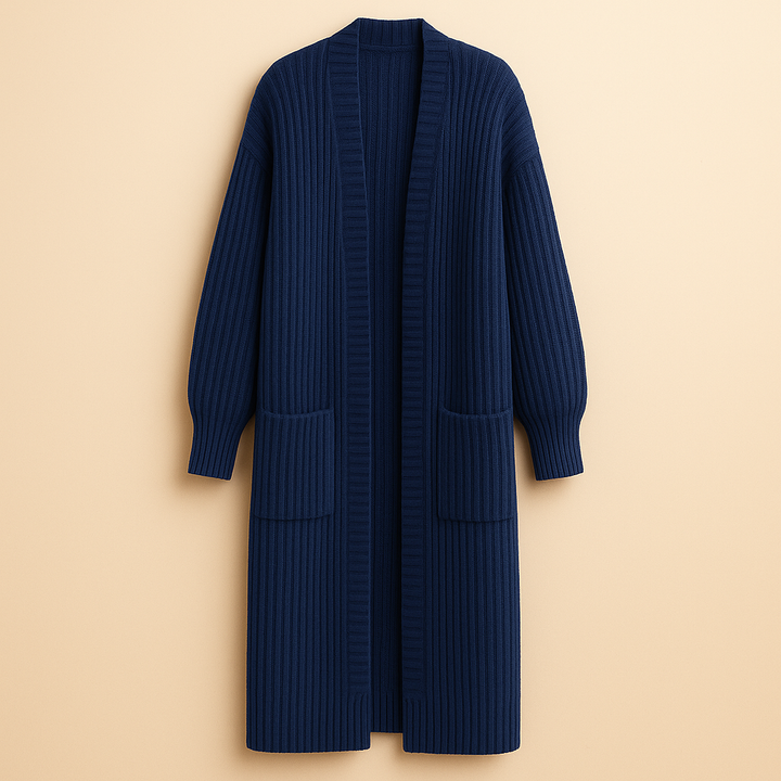 Elegante cardigan lungo donna oversize aperto, ideale per layering chic invernale. Perfetto per ogni vestibilità.