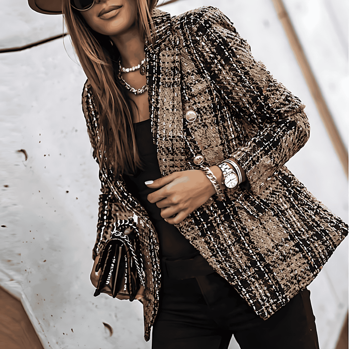 Blazer donna elegante con bottoni gioiello. Perfetto per outfit ufficio o casual chic in primavera/autunno. Versatile.