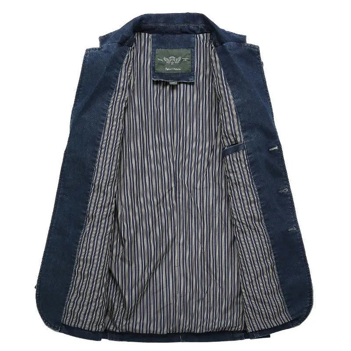 Blazer uomo slim fit blu navy, con tasche a filetto e bottoni, perfetto per occasioni eleganti o casual.
