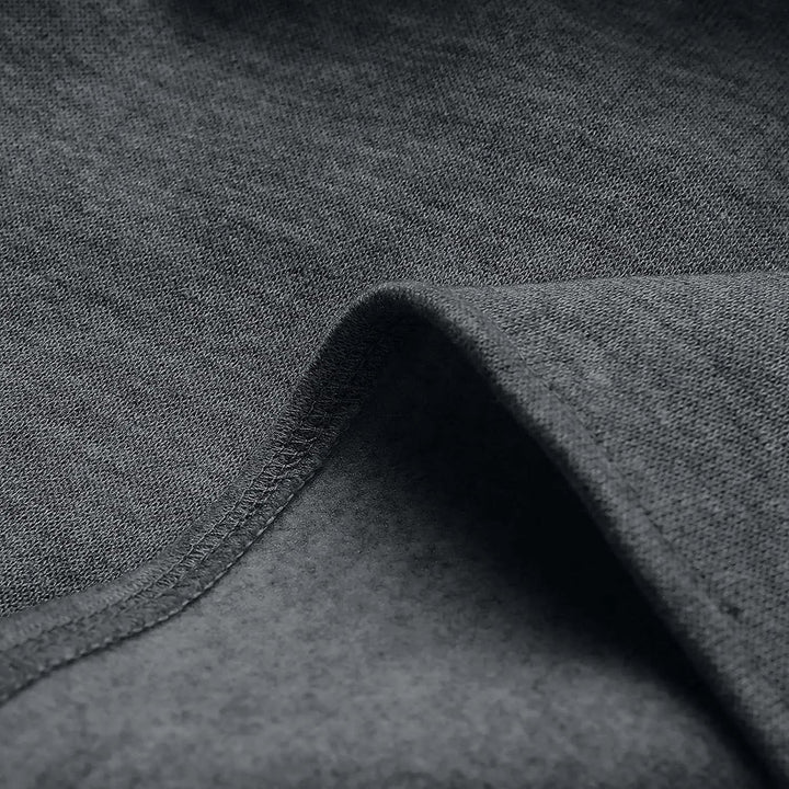 Giacca uomo per un'eleganza rilassata, con un design moderno e tasche pratiche per il quotidiano.
