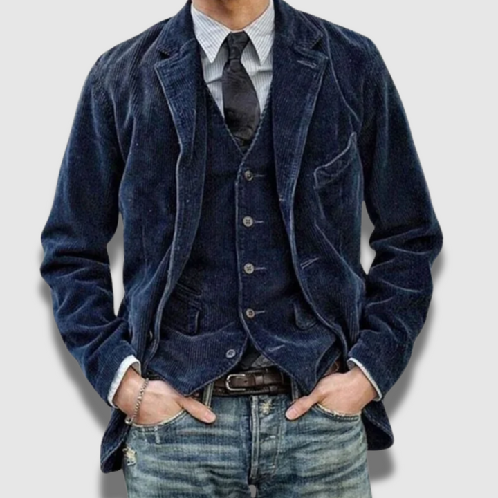 Abbigliamento formale: completo blazer e gilet uomo vintage sartoriale, eleganza senza tempo e stile raffinato.