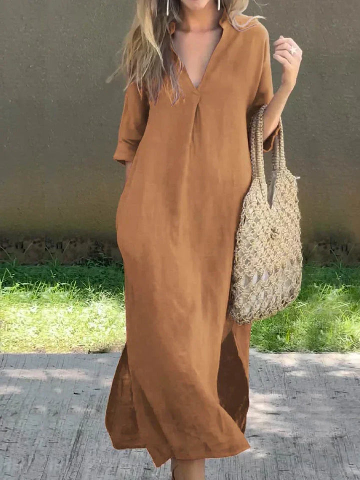 Abito donna estivo casual, vista frontale. Morbido, fluido e con maniche corte, ideale per il comfort quotidiano.