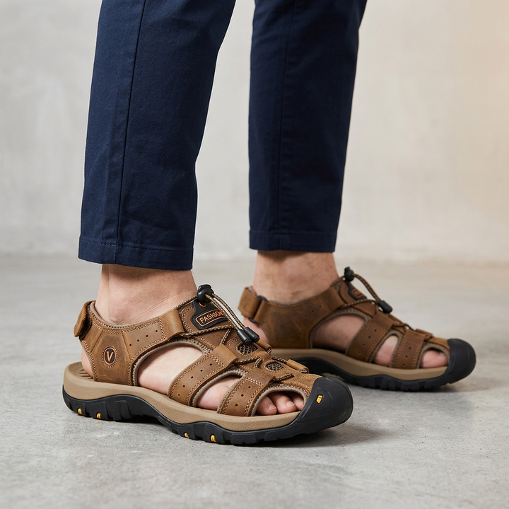 Sandali outdoor uomo Atlas, robusti e confortevoli. Perfetti per passeggiate lunghe e attività sportive in estate.