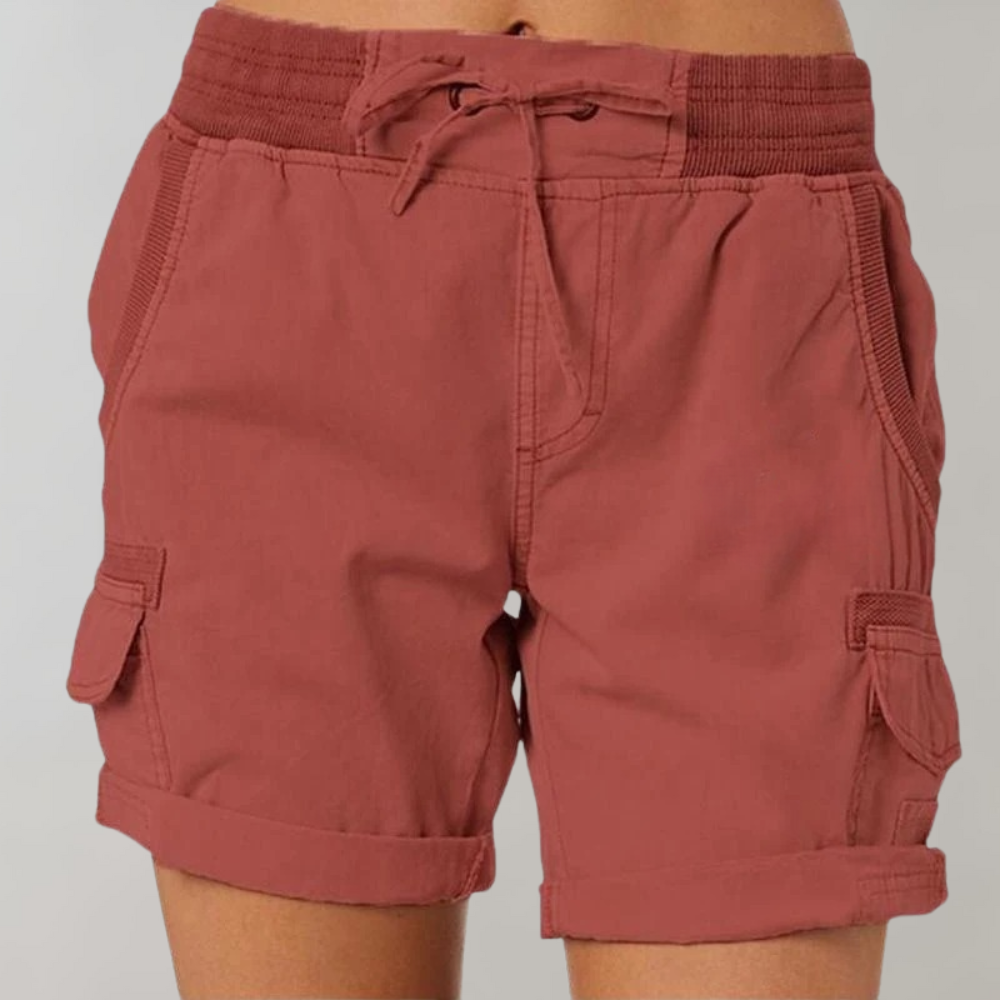 Comodi pantaloncini donna a vita alta, versatili per outfit casual o eleganti di tendenza.
