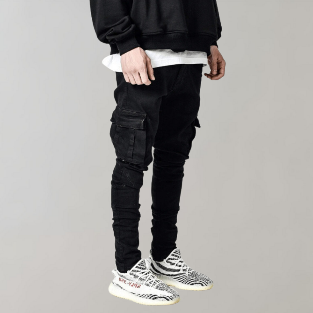 Pantaloni cargo uomo casual con vestibilità comoda, multitasche, ideali per abbigliamento maschile moderno.