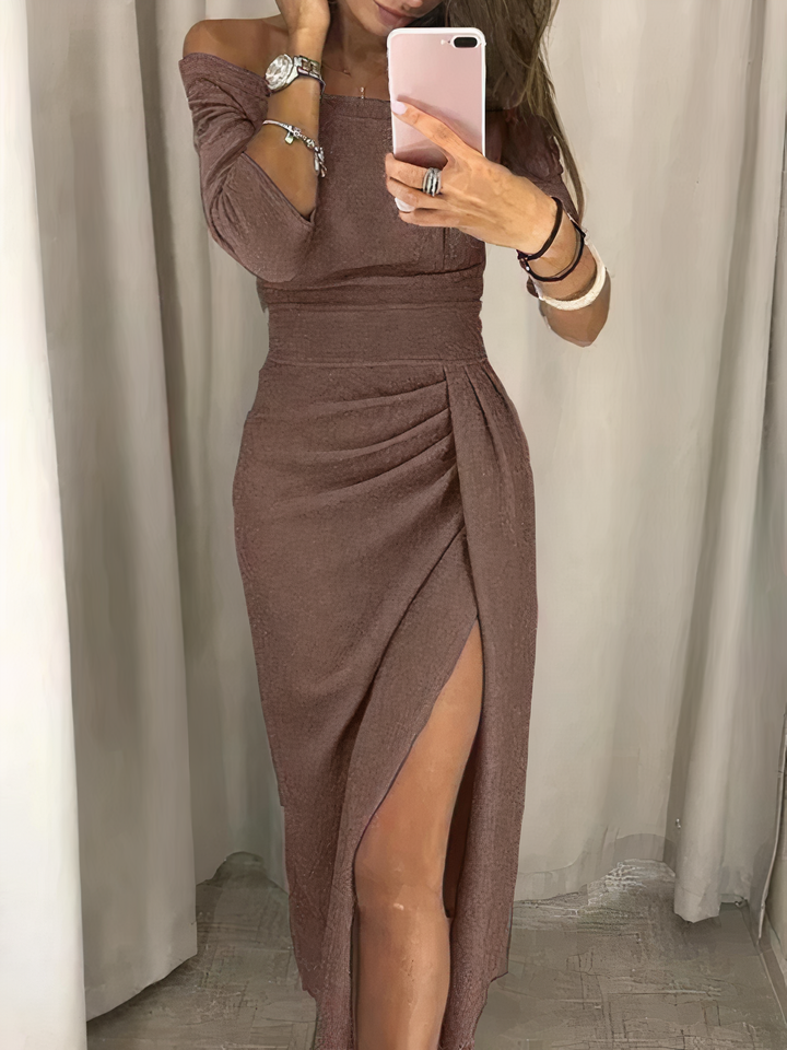 Vestito midi donna chic, autunnale, con scollo a V e spacco. Comfort elegante per ogni occasione.