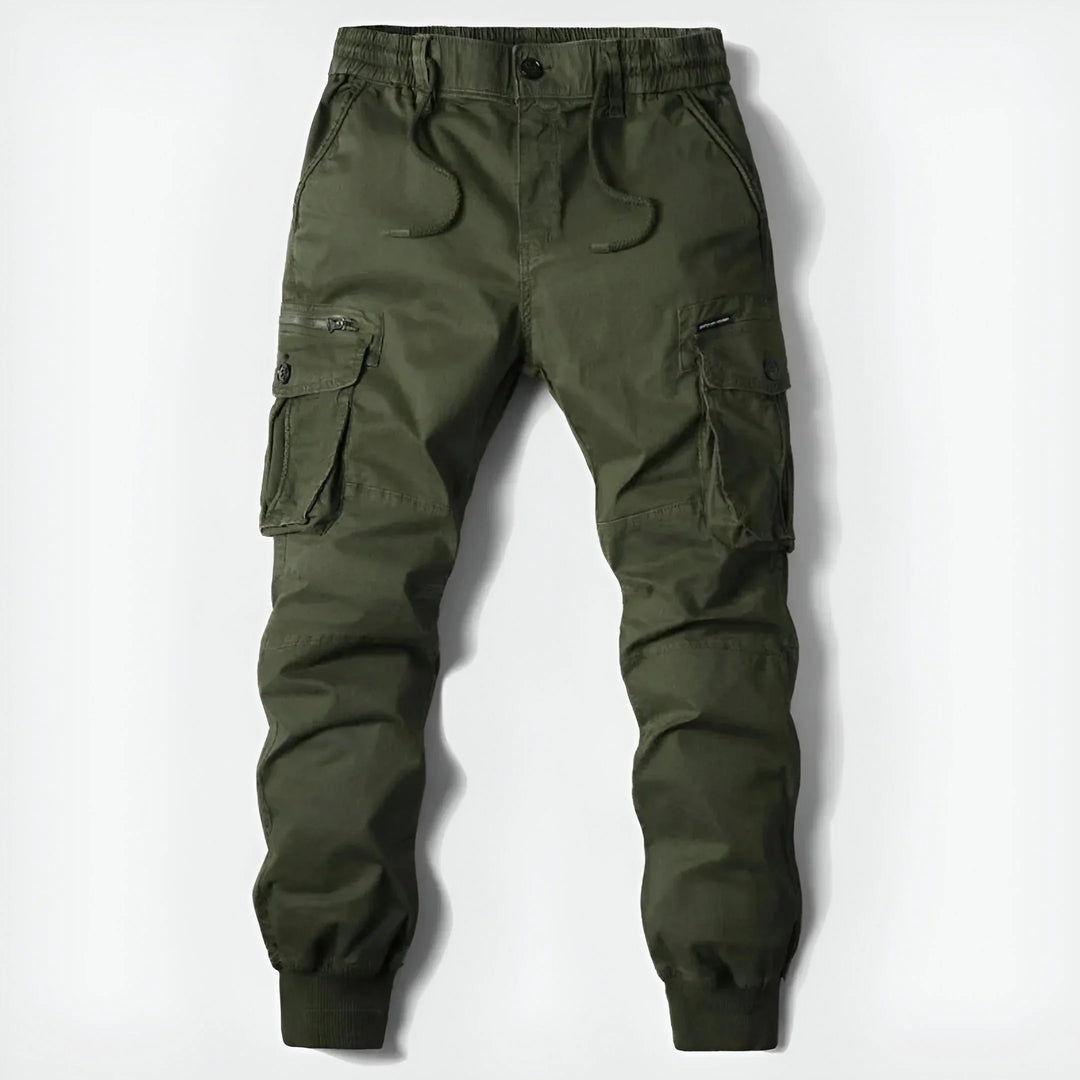 Pantaloni uomo cargo, color grigio scuro, tessuto resistente e tasche pratiche per un look di tendenza.