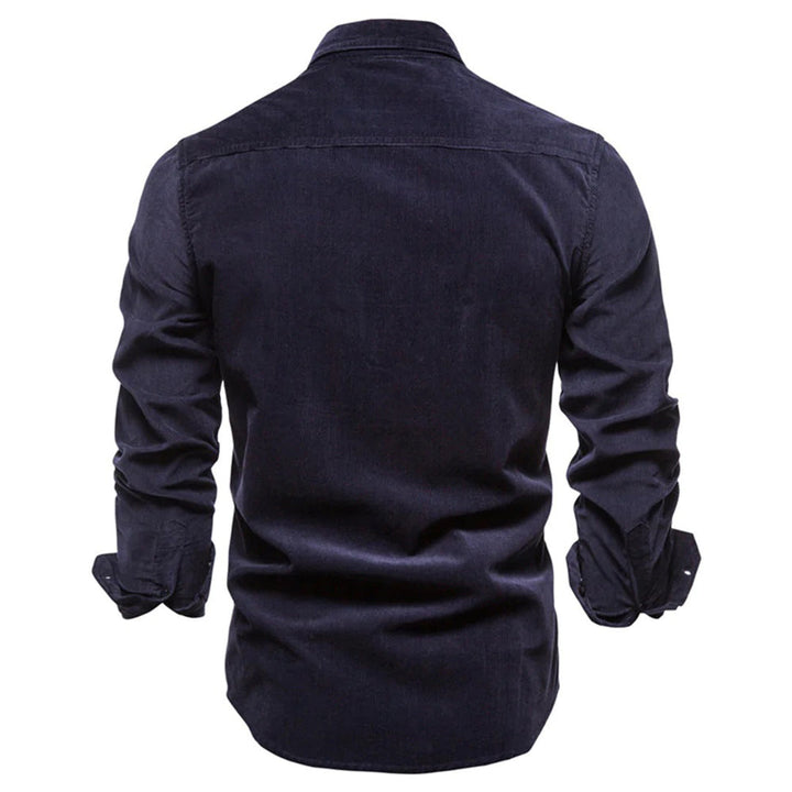 Abbigliamento uomo: camicia estiva a maniche lunghe con texture unica, per un comfort traspirante.