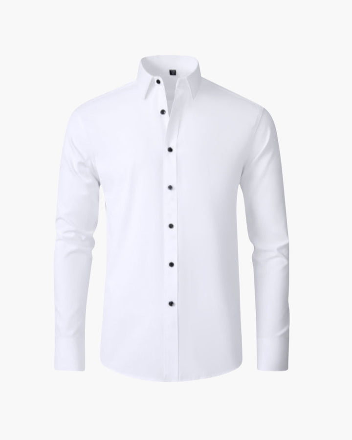 Dettaglio camicia uomo: maniche lunghe con bottoni ai polsi, stile classico ed elegante.