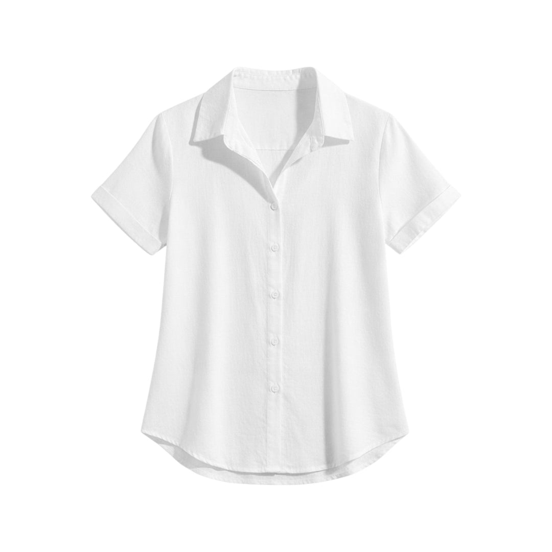 Camicia donna estiva a maniche corte, con fila di bottoni frontali, per un look curato e alla moda.