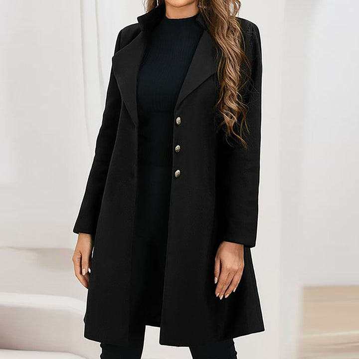 Cappotto lungo su misura in misto lana per donna, un capo outerwear invernale raffinato e di tendenza.