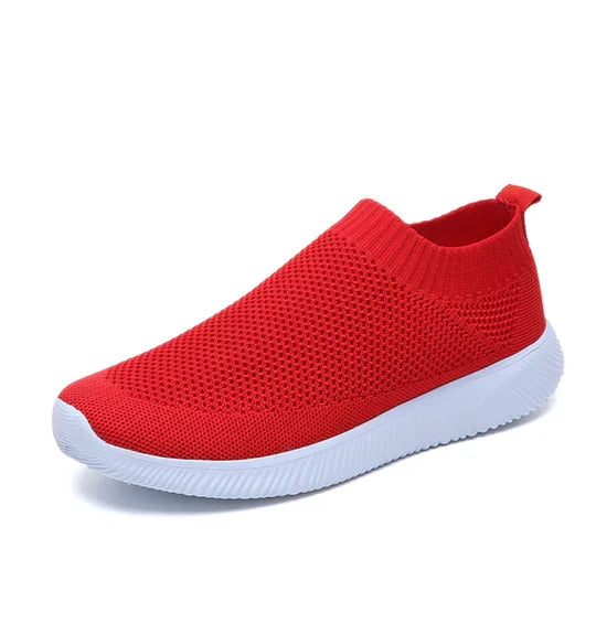 Scarpe ortopediche donna OrthoChic beige, comfort avvolgente e supporto piede per benessere quotidiano.