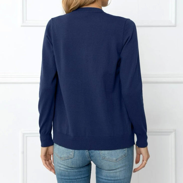 Cardigan donna versatile per comfort quotidiano, ideale per autunno/inverno. Abbigliamento femminile di maglieria.