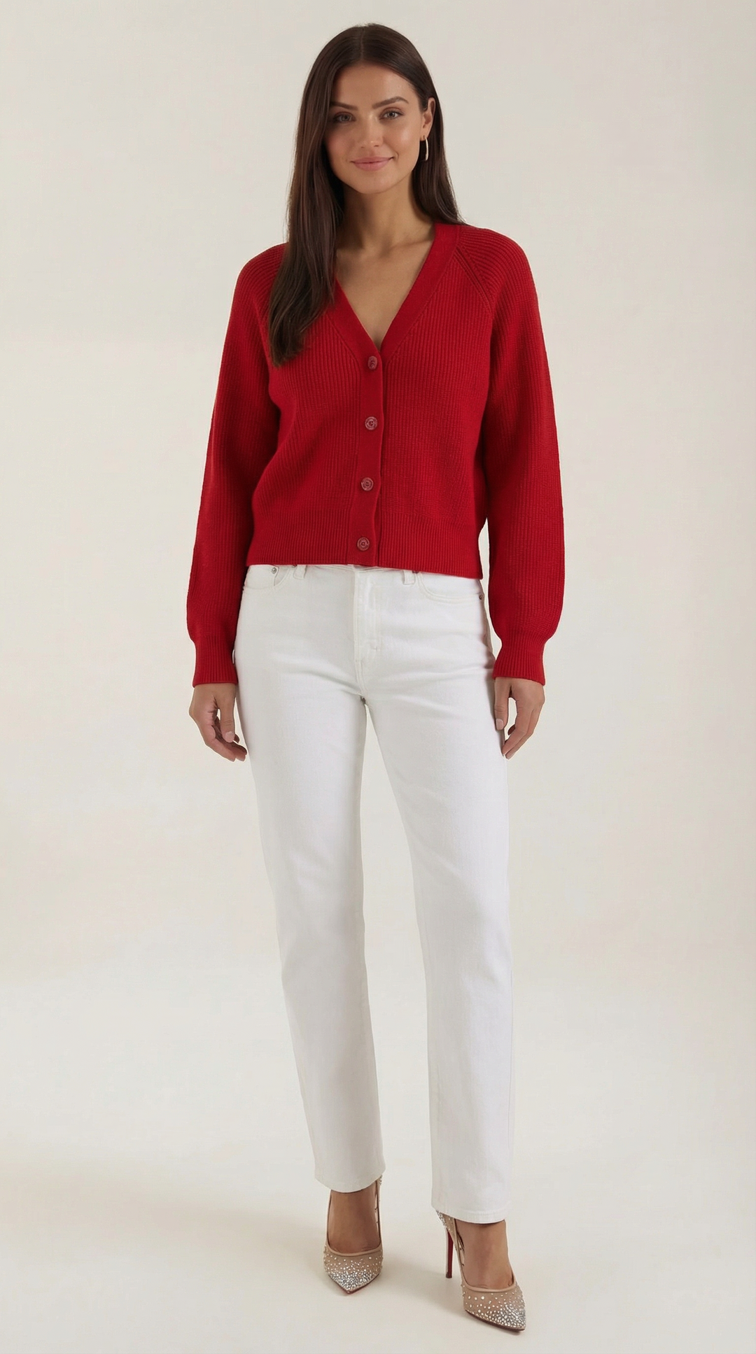 Cardigan donna versatile con scollo a V e bottoni. Eleganza casual per moda autunno inverno.