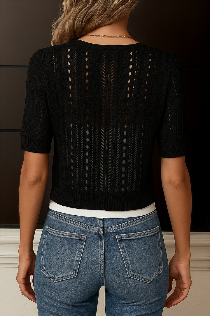 Cardigan donna estivo con scollo V e design openwork. Leggero e traspirante, per look casual ed eleganti.