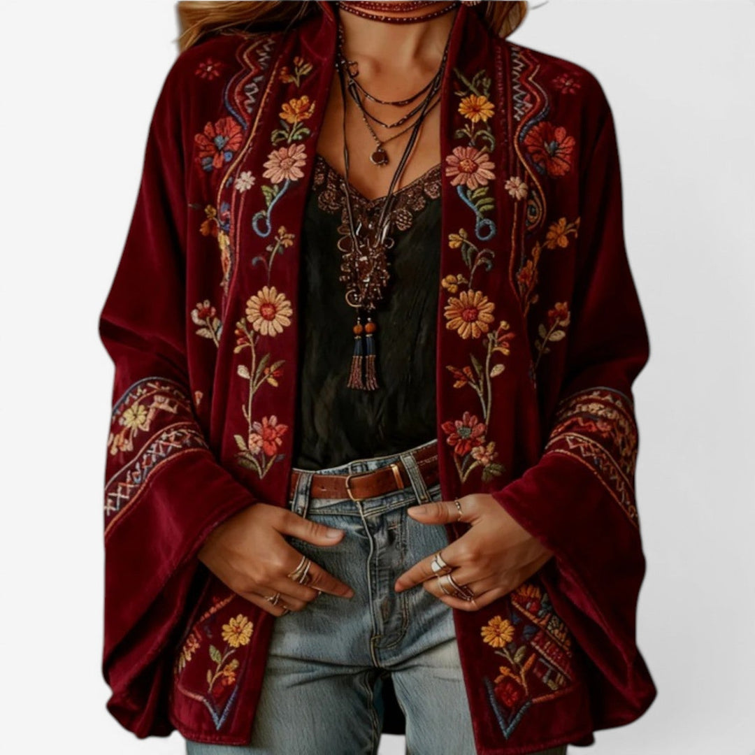 Cardigan lungo donna bohémien con fantasia ornamentale e maniche ampie, per outfit versatile e alla moda.