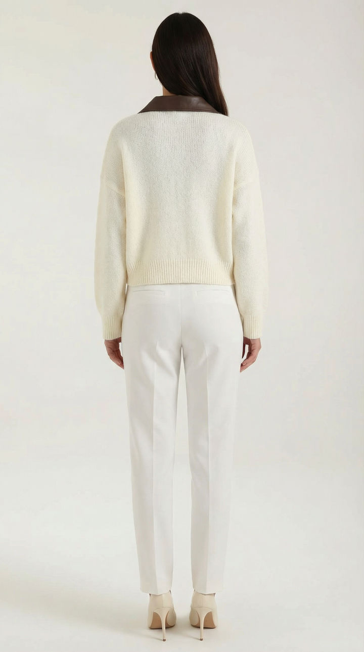 Cardigan corto donna con zip, colletto a contrasto. Marrone chiaro, versatile per moda femminile autunno/inverno.