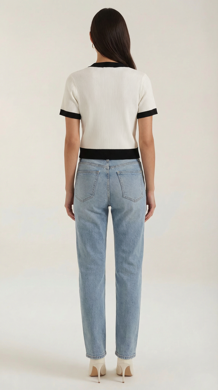 Cardigan donna versatile, cropped, maniche corte, un capo elegante per ogni occasione.