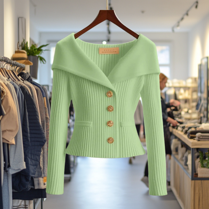 Cardigan versatile donna, elegante, scollo ampio, bottoni gioiello preziosi. Ideale per la stagione fredda.