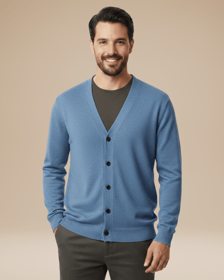 Cardigan uomo casual-chic con scollo a V e bottoni. Stile versatile per l'abbigliamento autunno-inverno.