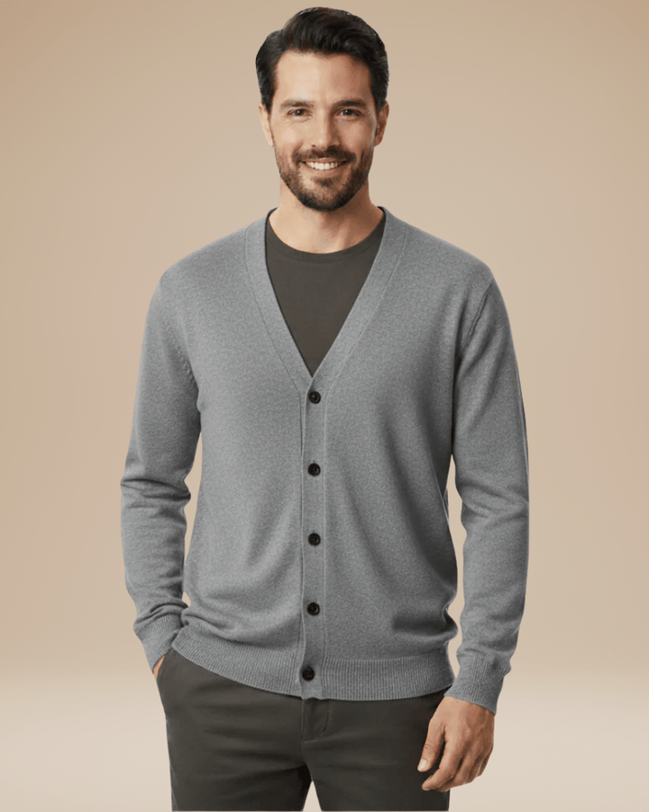 Cardigan elegante da uomo con scollo a V e chiusura a bottoni. Maglieria calda e di moda per l'inverno.