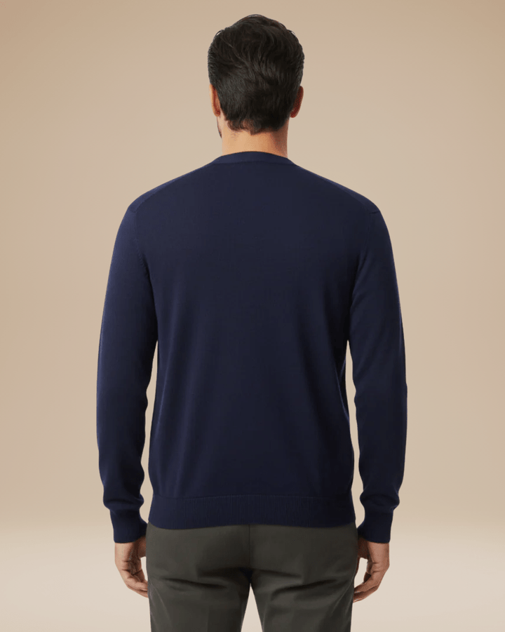 Maglieria uomo: cardigan scollo a V con bottoni. Aggiungi un tocco di eleganza al tuo guardaroba invernale.