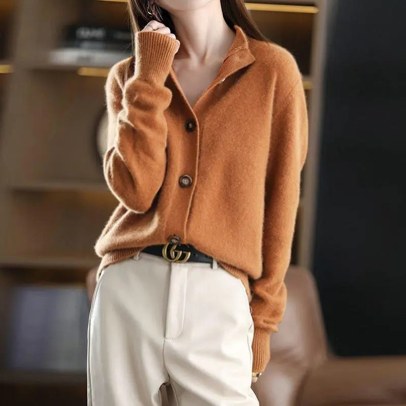 Confortevole maglione donna blu con colletto, pullover a manica lunga per l'eleganza quotidiana autunno inverno.