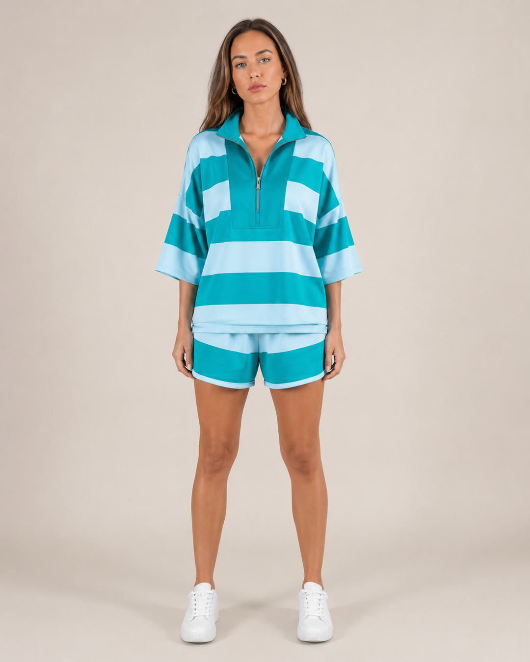 Maglione donna a righe con zip, morbido e casual. Perfetto per outfit quotidiani autunno/primavera.