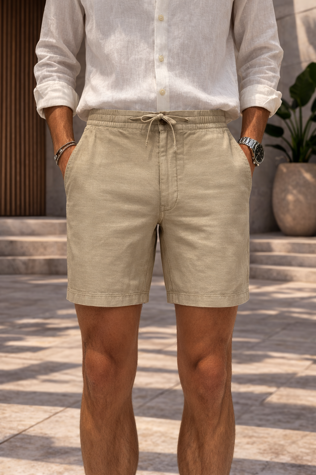 Pantaloncini uomo casual blu con coulisse, perfetti per un look estivo comodo e moderno. Ideali per il tempo libero.