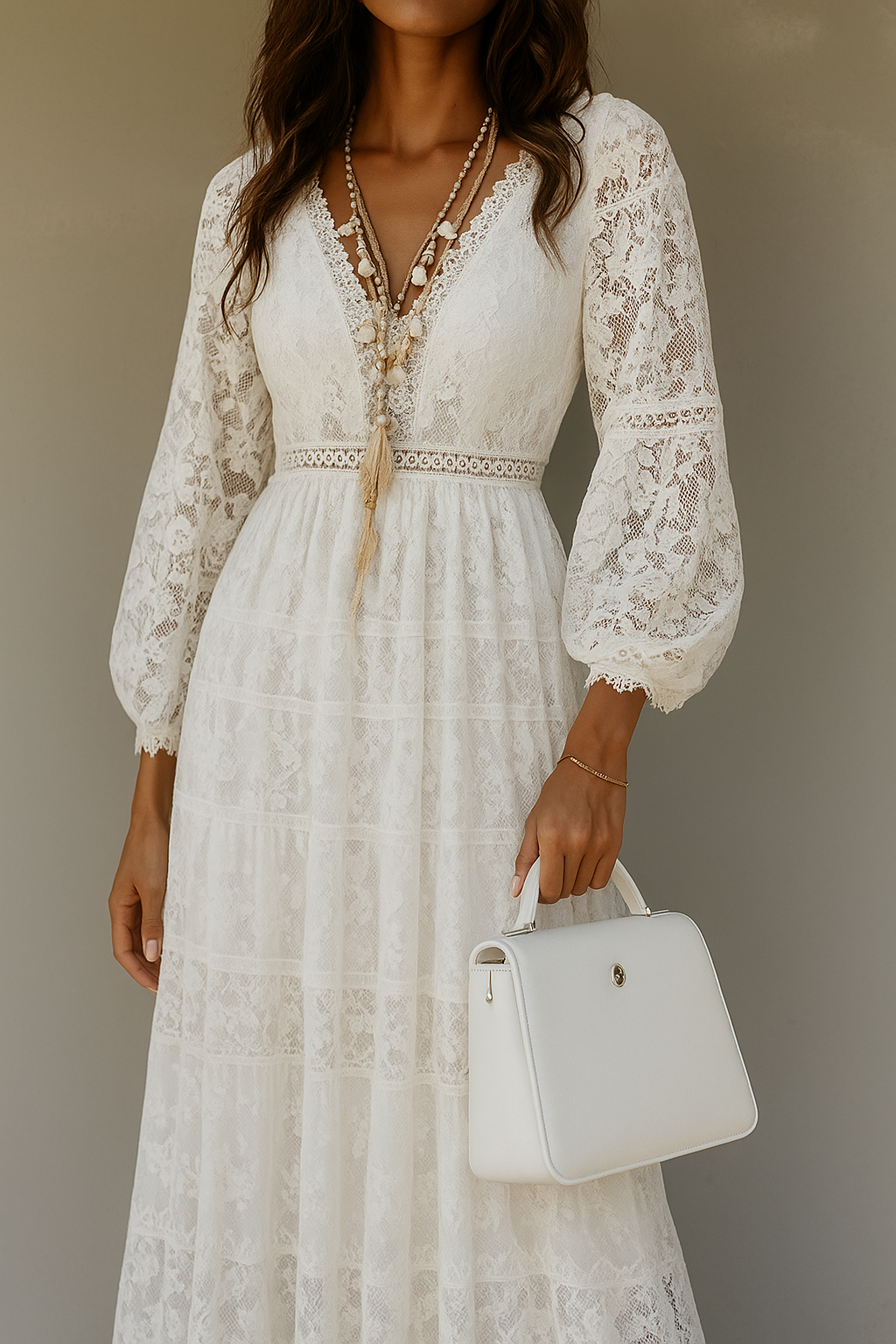 Abito lungo floreale bianco boho da donna con scollo a V, ideale per primavera/estate. Maxi vestito elegante e casual.