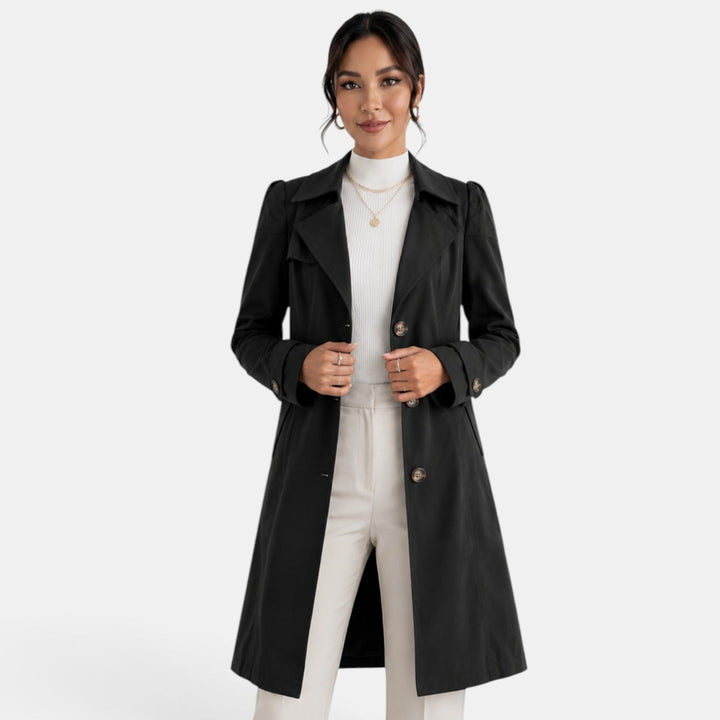 Trench donna, capospalla classico ed elegante con cintura per un tocco femminile. Perfetto per l'ufficio o il tempo libero.